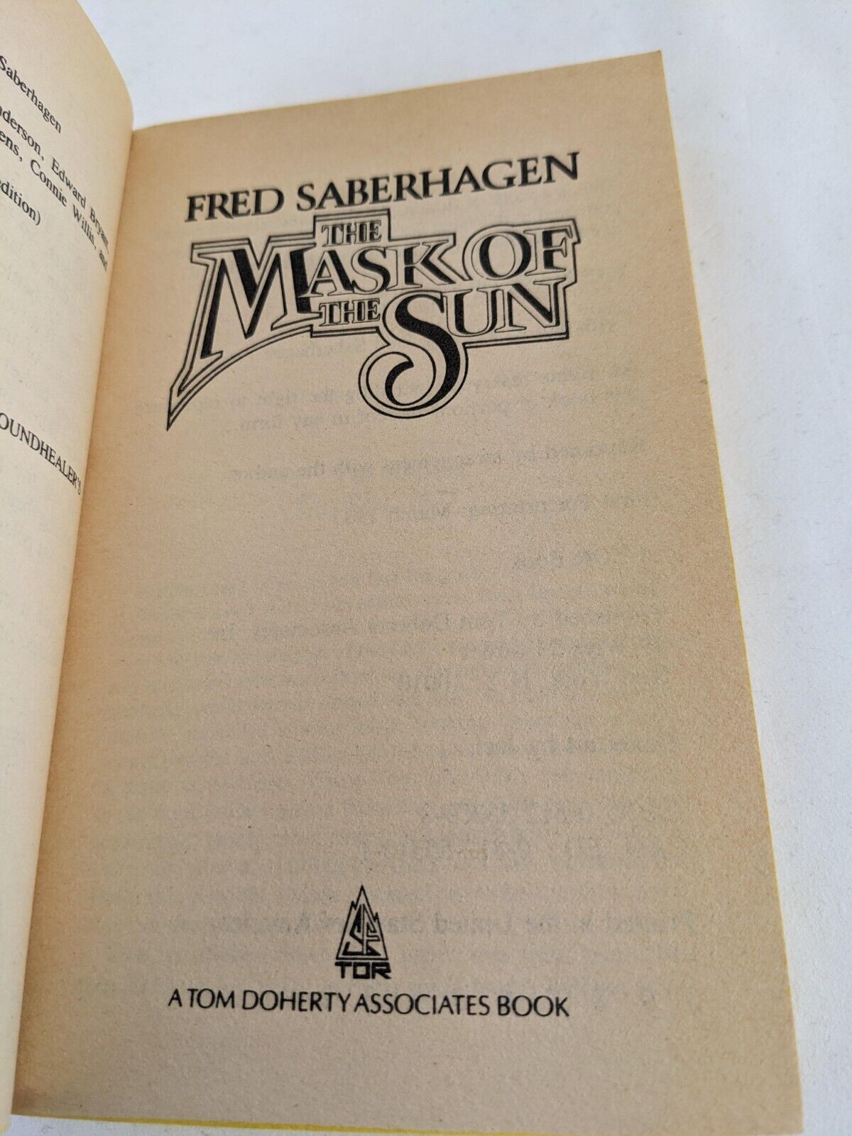 The mask of the sun by Fred Saberhagen 1987
