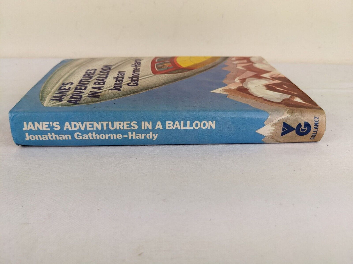 Jane's adventures in a balloon by Jonathan Gathorne-Hardy hardcover 1975