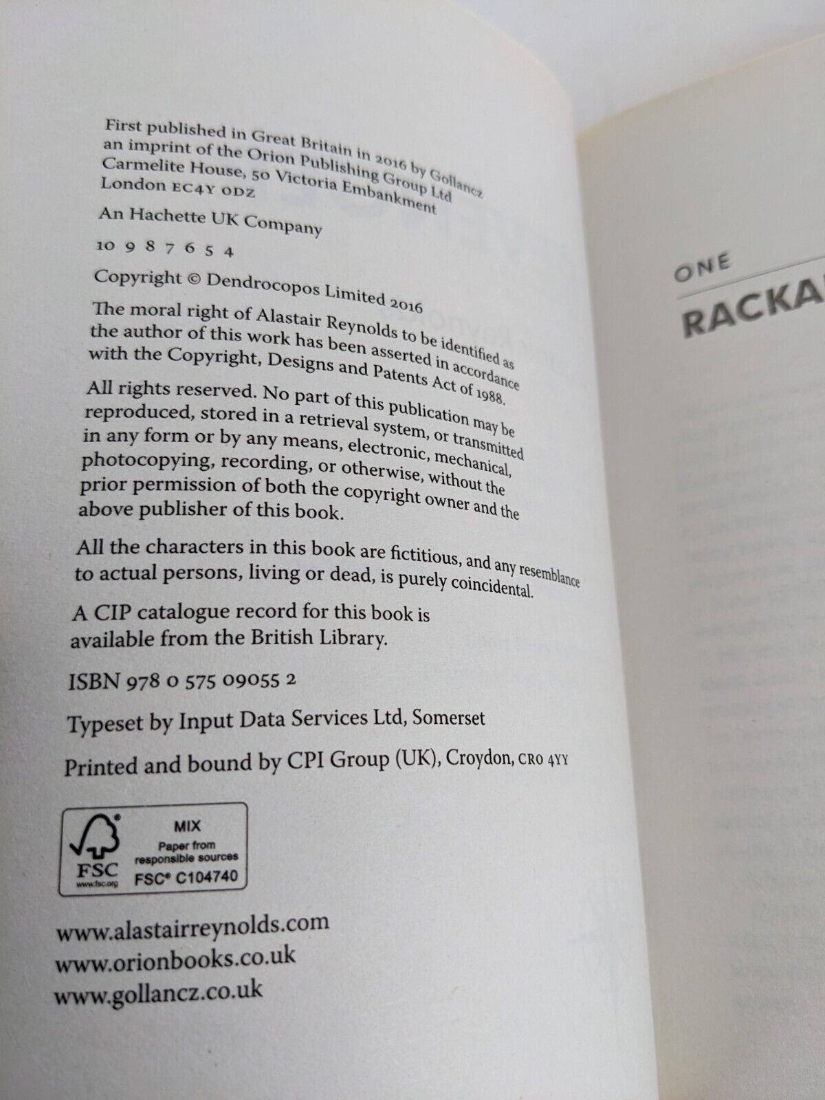 Revenger by Alastair Reynolds 2016 Revenger series