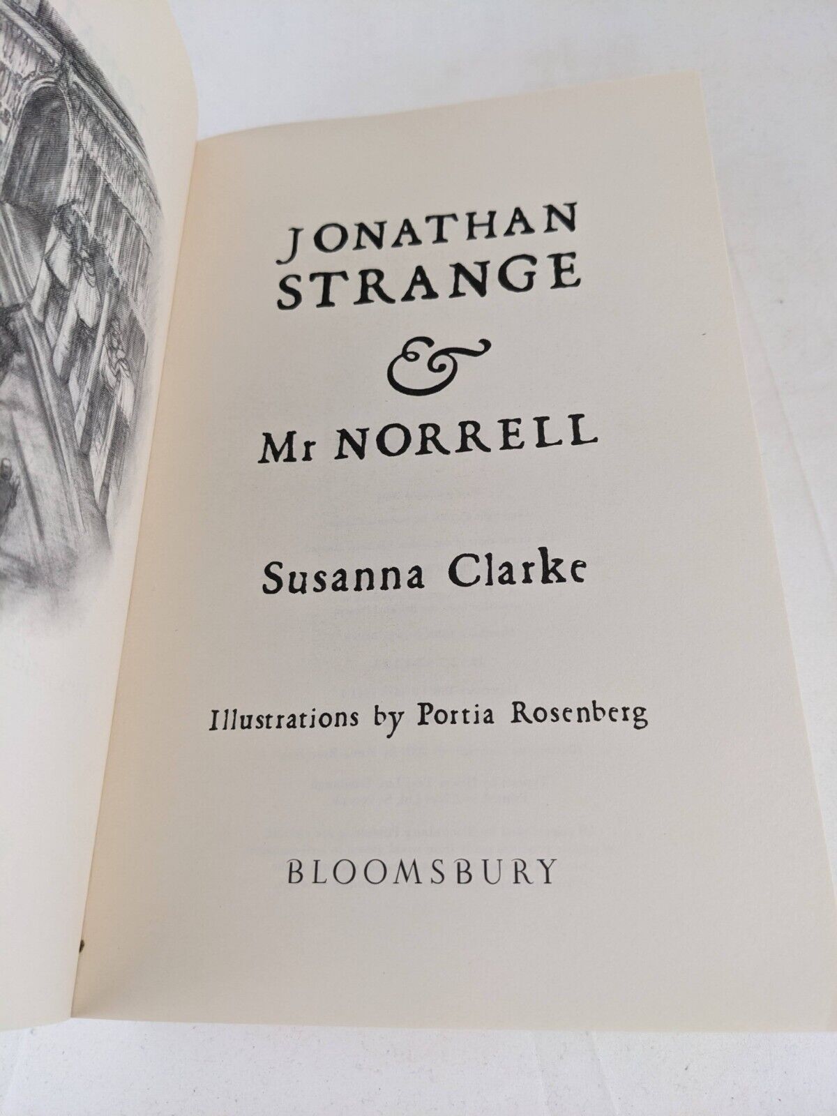 Jonathan Strange & Mr Norrell by Susanna Clarke 2004 Large Paperback