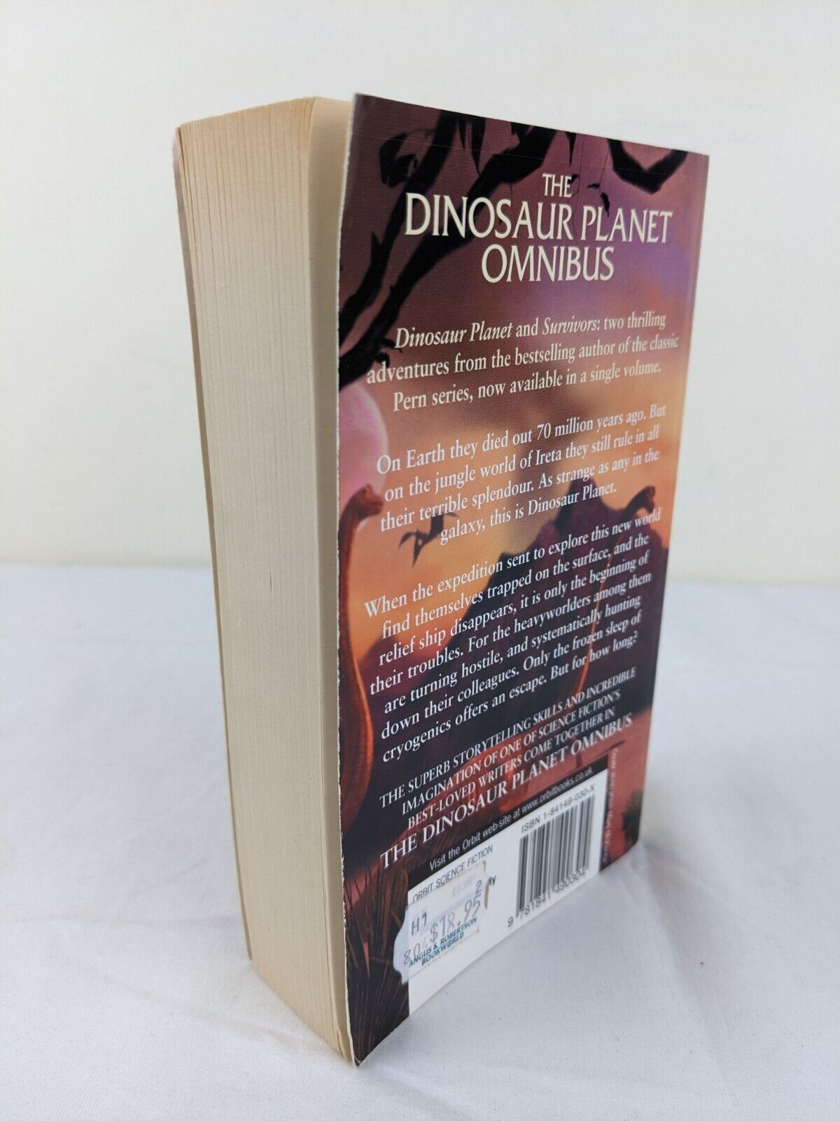 The dinosaur planet omnibus ( 1 & 2) by Anne McCaffrey 2002