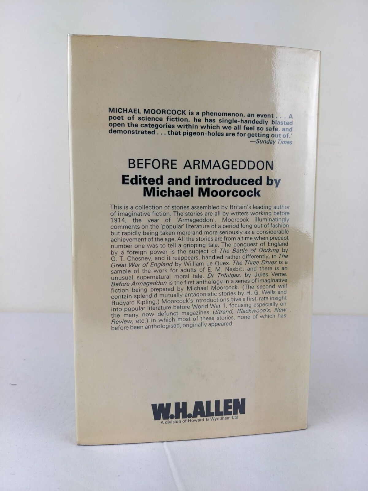 Continuum 1 - Roger Elwood hardcover 1975 Koontz McCaffrey Wolfe Farmer Anderson