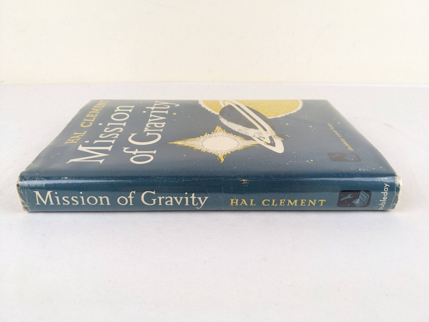 Mission of gravity by Hal Clement 1954 Hardcover BCE Science Fiction