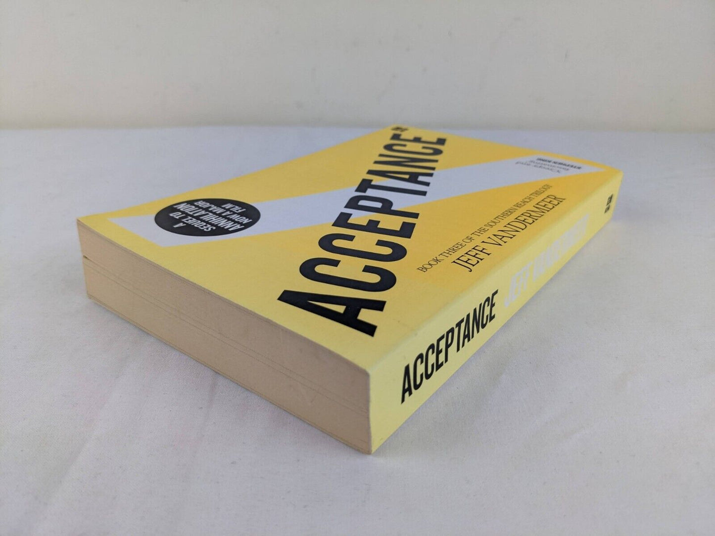 Acceptance by Jeff Vandermeer 2015 Southern Reach