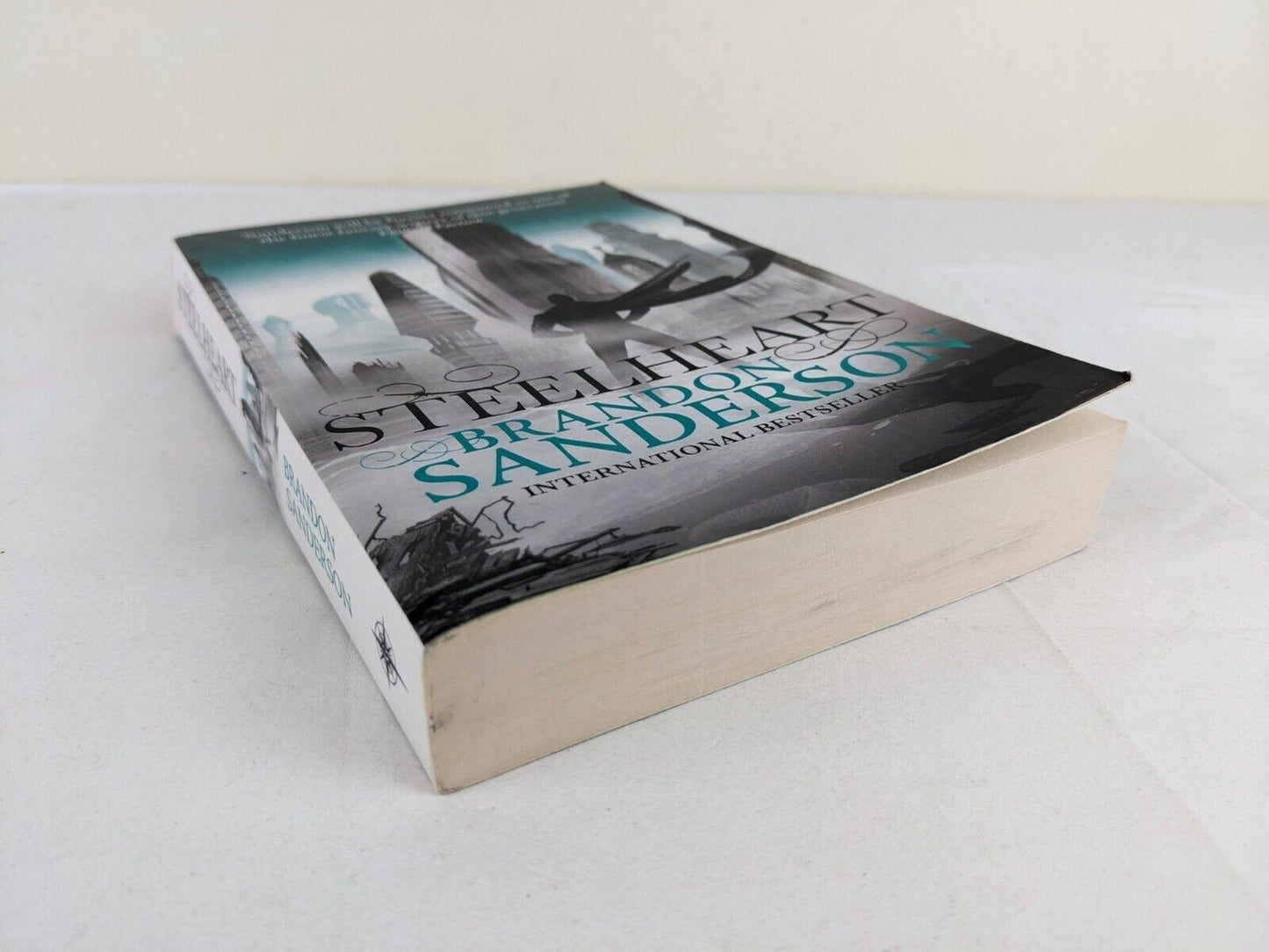 Steelheart by Brandon Sanderson 2014 The reckoners