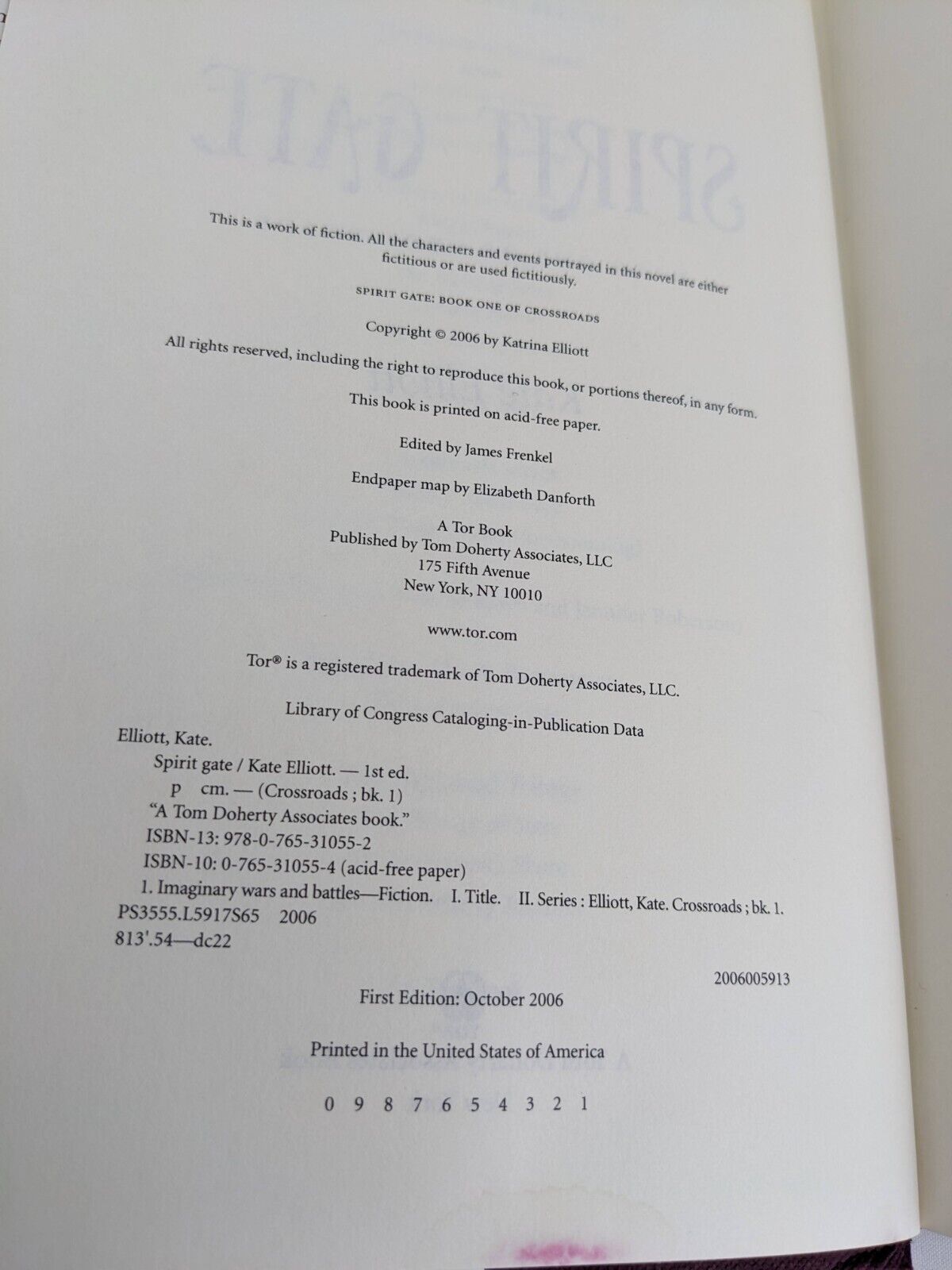 Spirit gate by Kate Elliott 2006 First Edition Hardcover - Crossroads