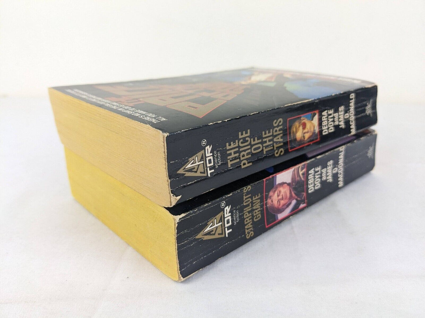 The mageworlds by Debra Doyle and James D. Macdonald 1992 - Stars & Starpilot's