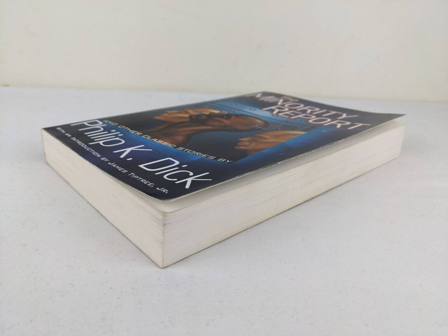 The minority report and other classic stories by Philip K. Dick 2002