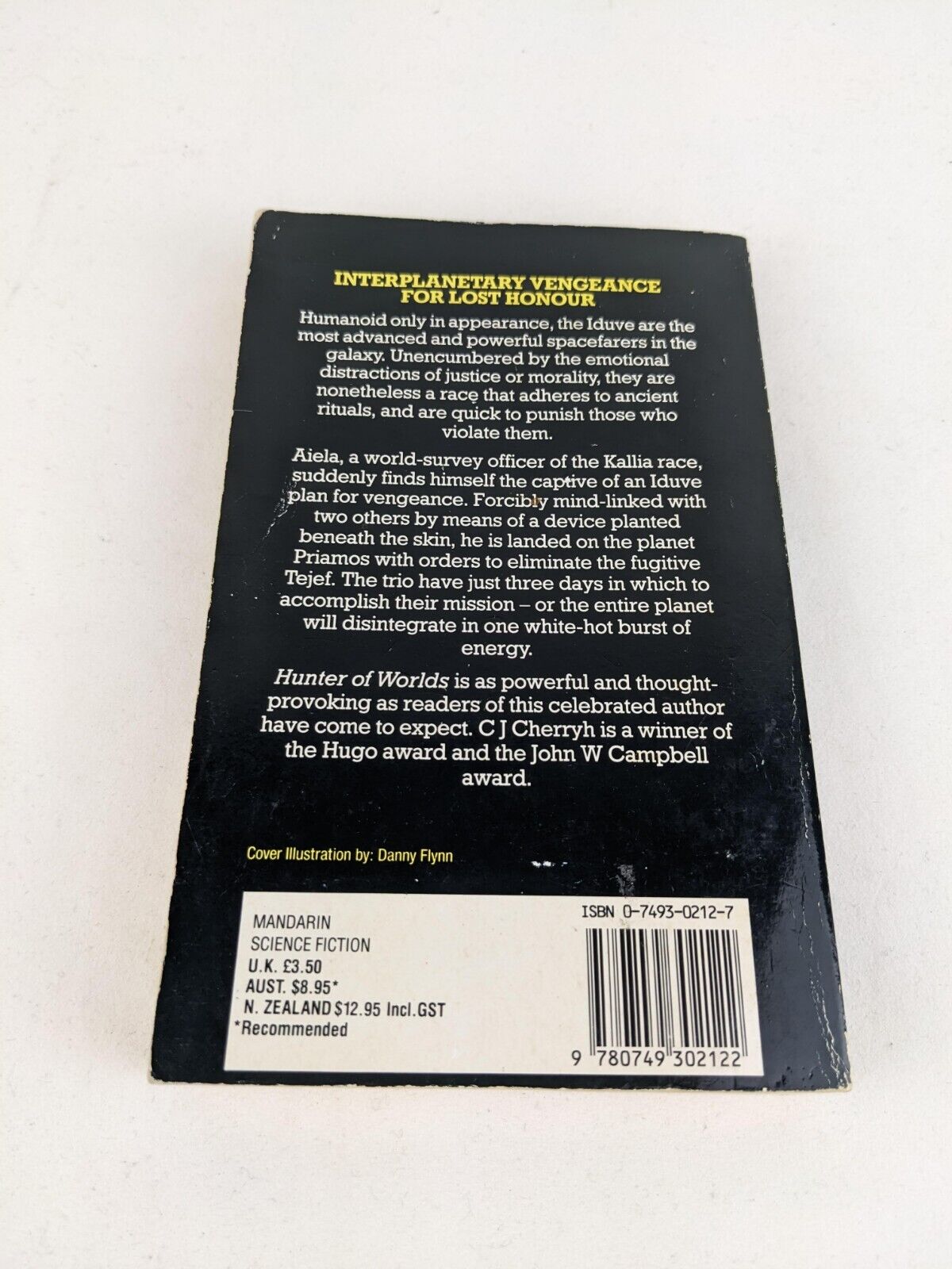 Hunter of worlds by C.J. Cherryh 1990 Hanan Rebellion