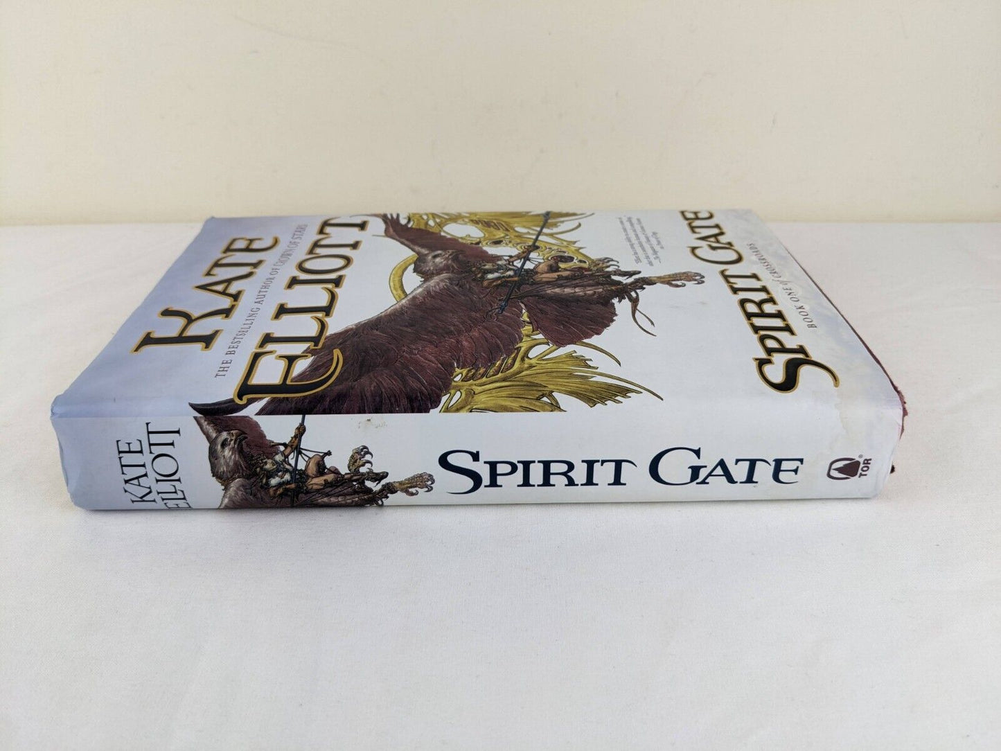 Spirit gate by Kate Elliott 2006 First Edition Hardcover - Crossroads
