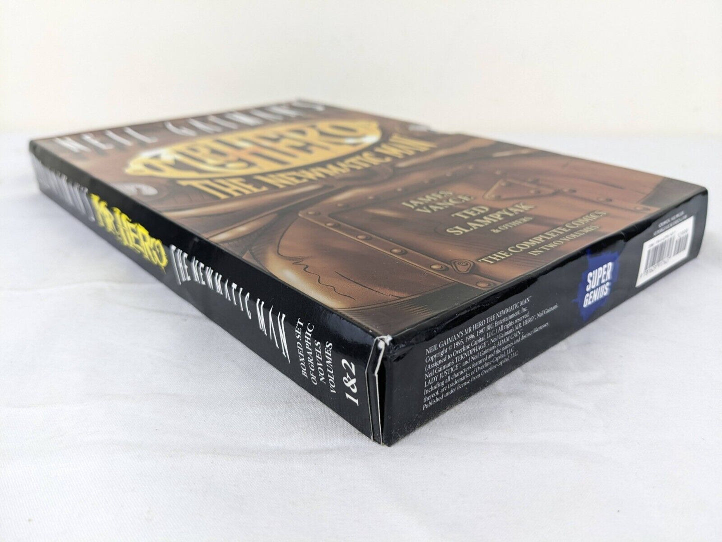 neil Gaiman - Mr. Hero the newmatic man complete comics in two volumes box set