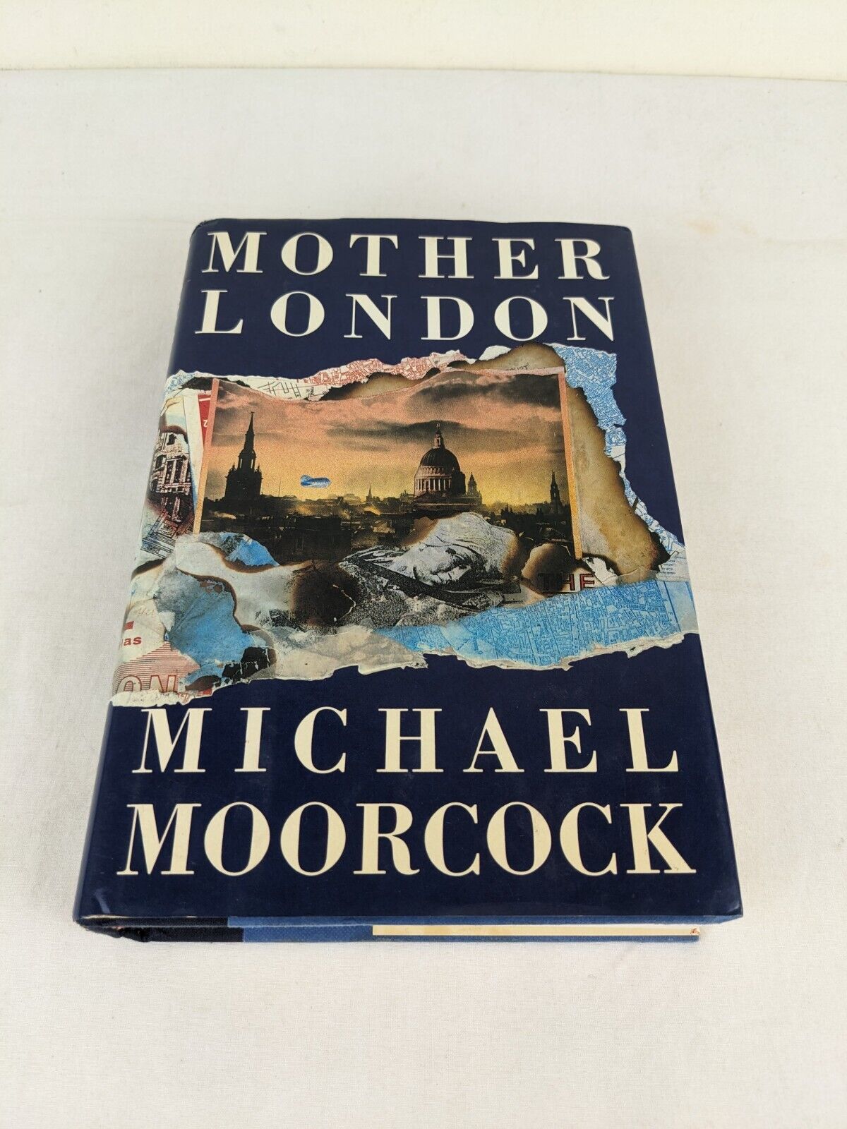 Mother London by Michael Moorcock 1988 hardcover US First Edition