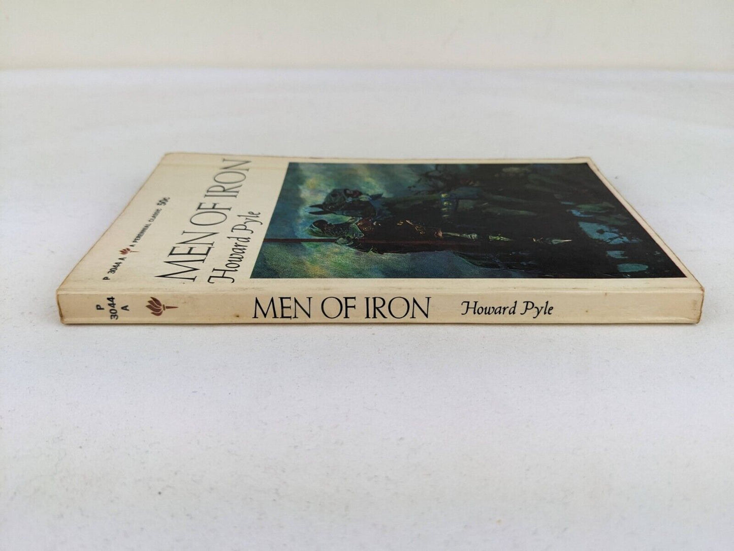 Men of iron by Howard Pyle - Foreward by Ella DeMers 1965