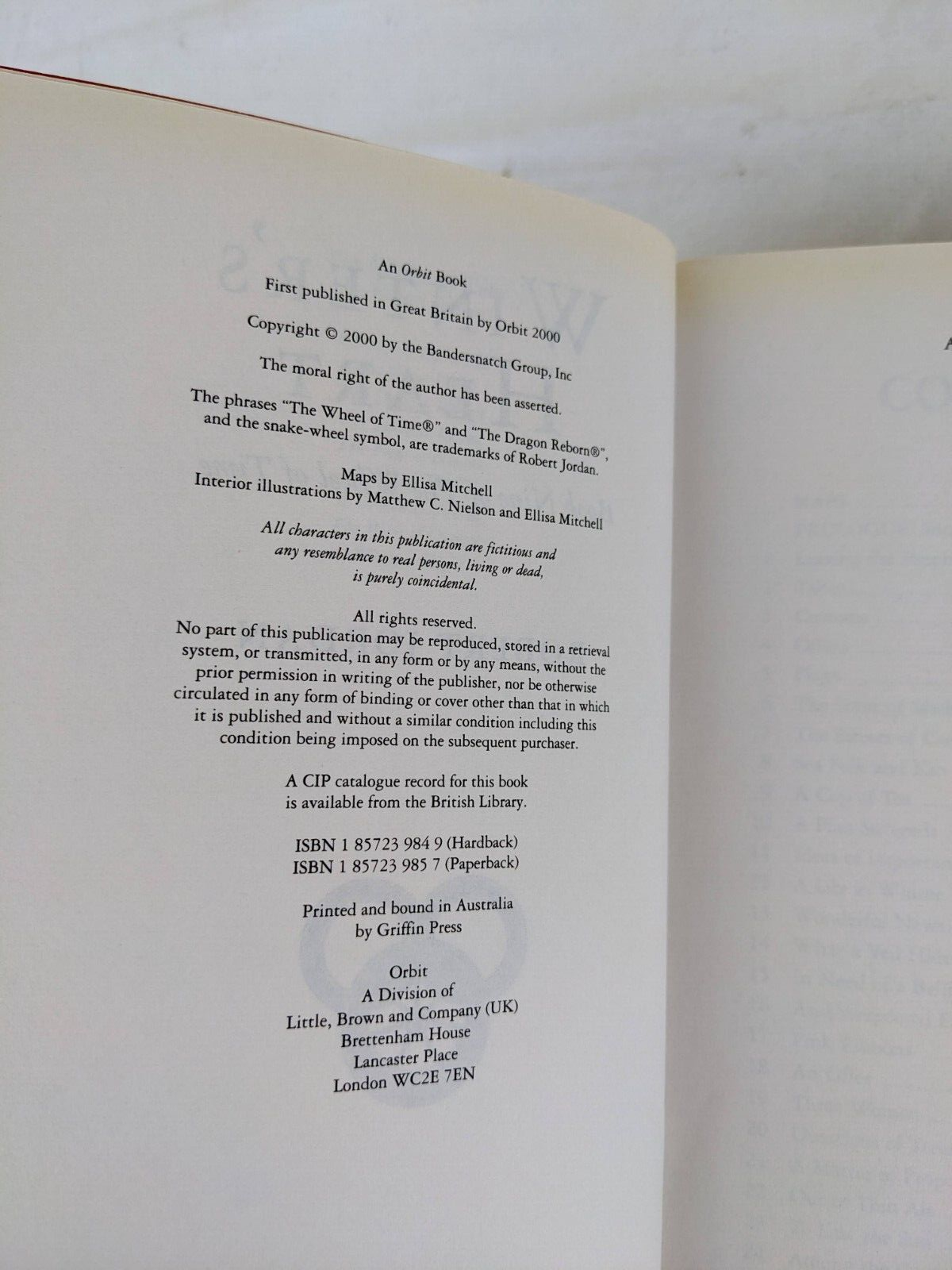 Winter's heart by Robert Jordan large Paperback wheel of time book 9 - 2000