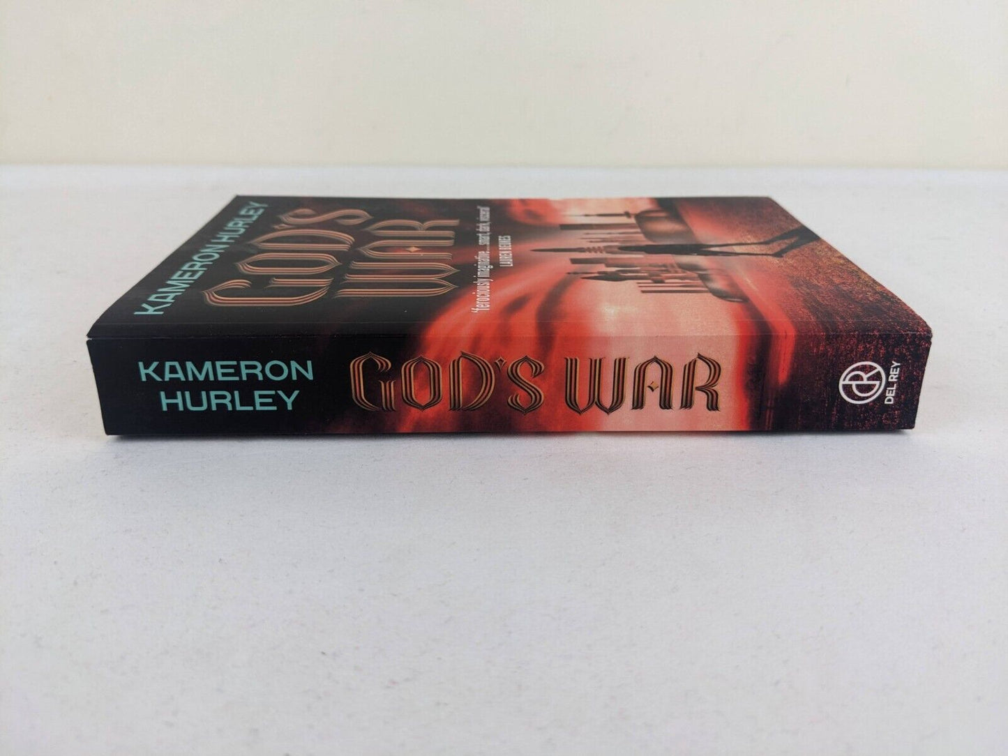 God's war by Kameron Hurley 2014 Bel Dame Apocrypha