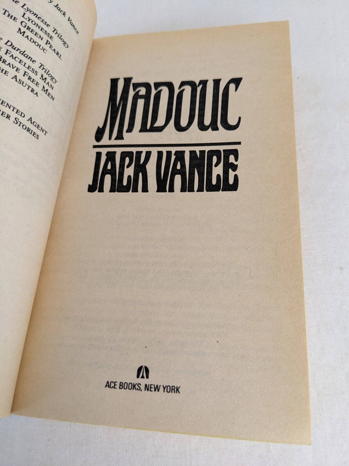 Madouc by Jack Vance 1991 Lyonesse