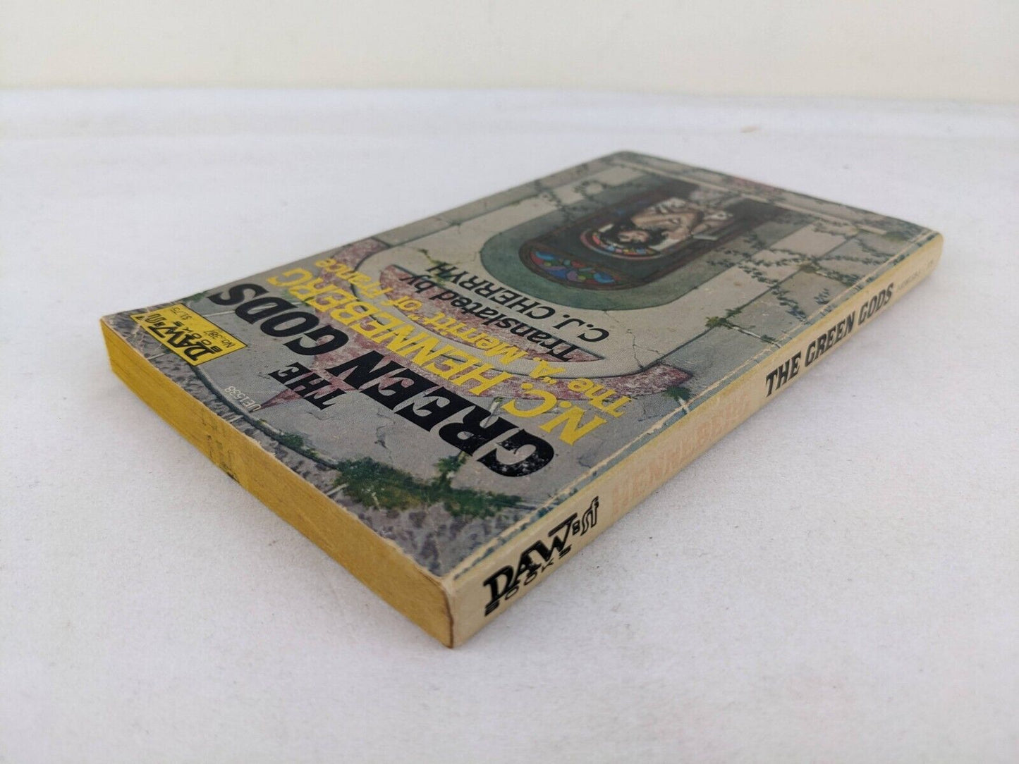 The green gods by N.C. Henneberg translated by C.J. Cherryh 1980 DAW SF